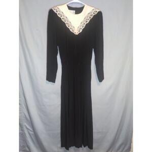 Vintage Karin Stevens Lace Collar Dress